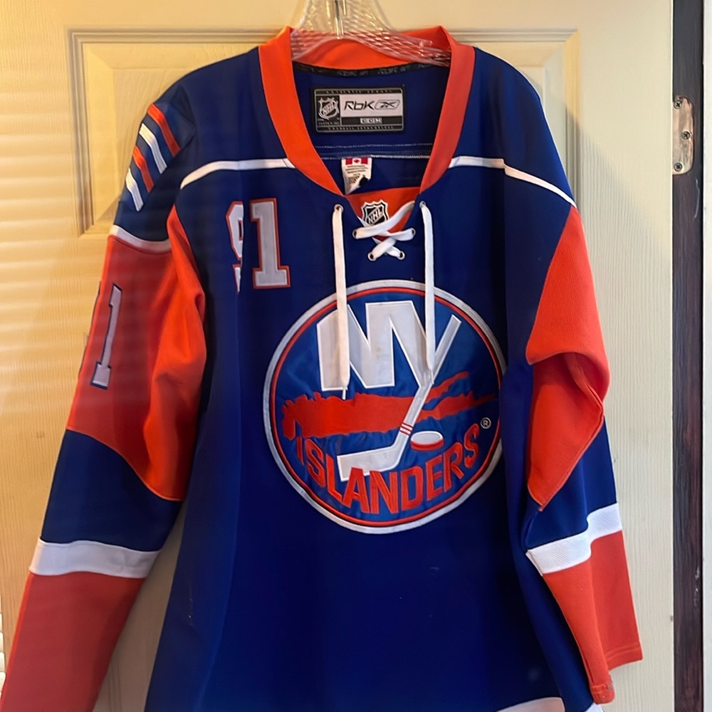 New York Islanders John Tavares jersey, authentic NHL RBK center ice CCM 48